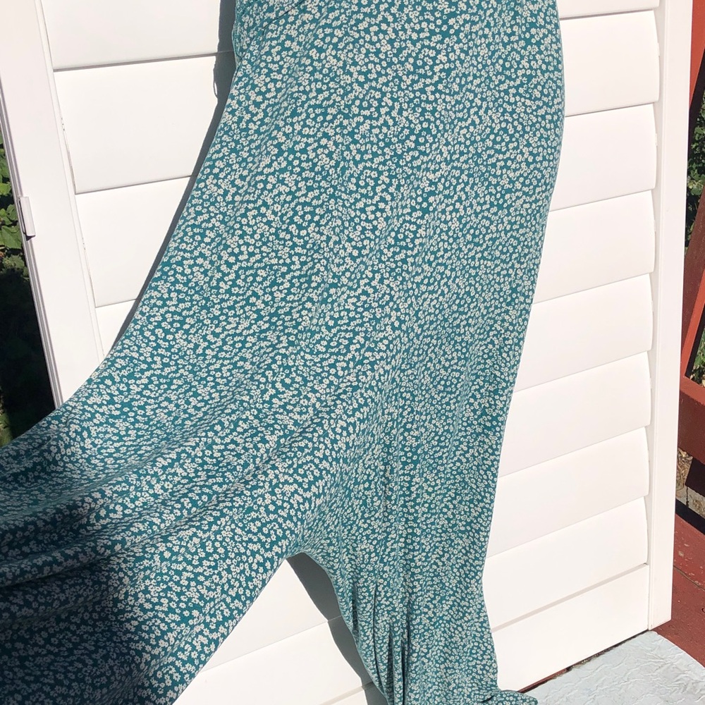 American Eagle Outfitters Green Halter Jumpsuit - Picture 5 of 10